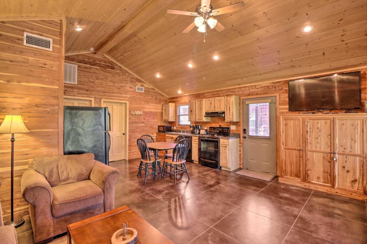 Heber Springs Cabin With Deck And River Views! Экстерьер фото