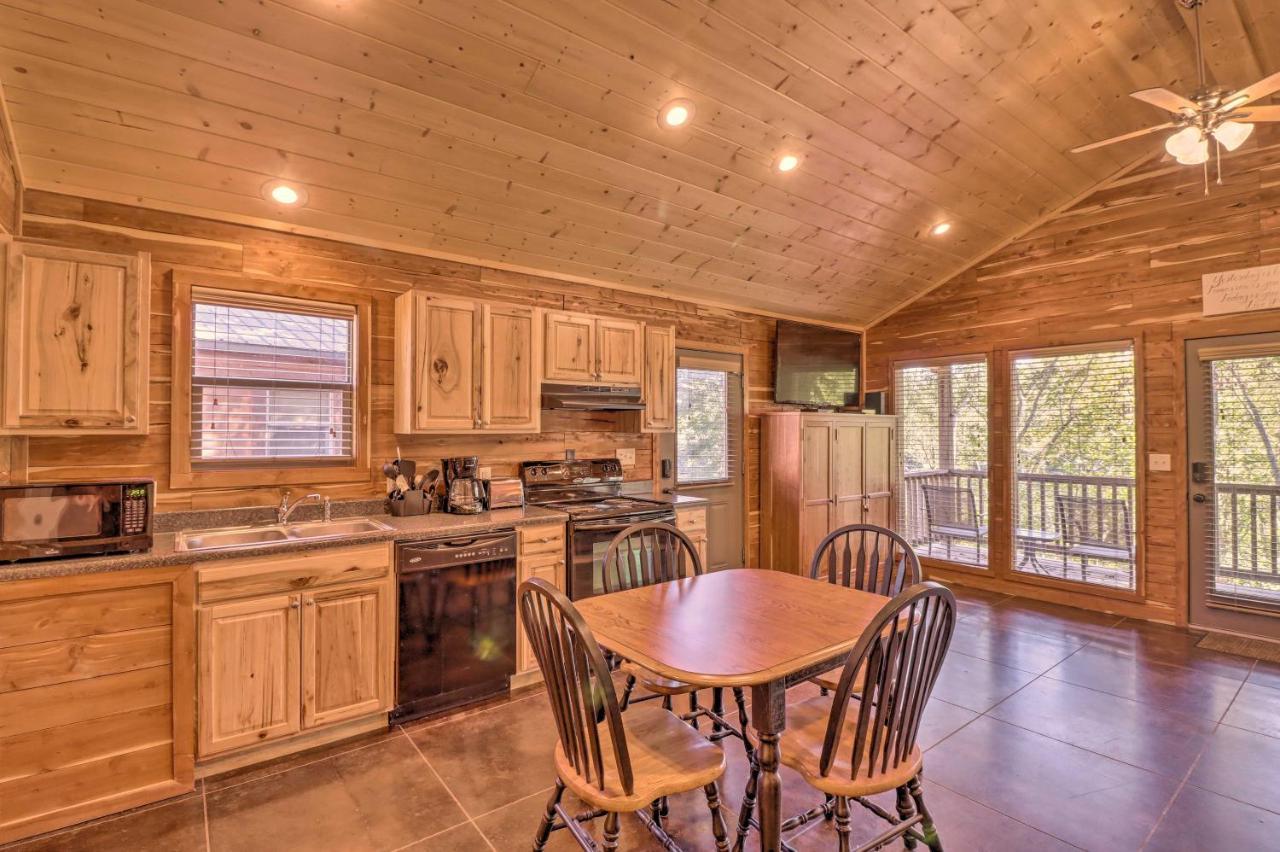 Heber Springs Cabin With Deck And River Views! Экстерьер фото