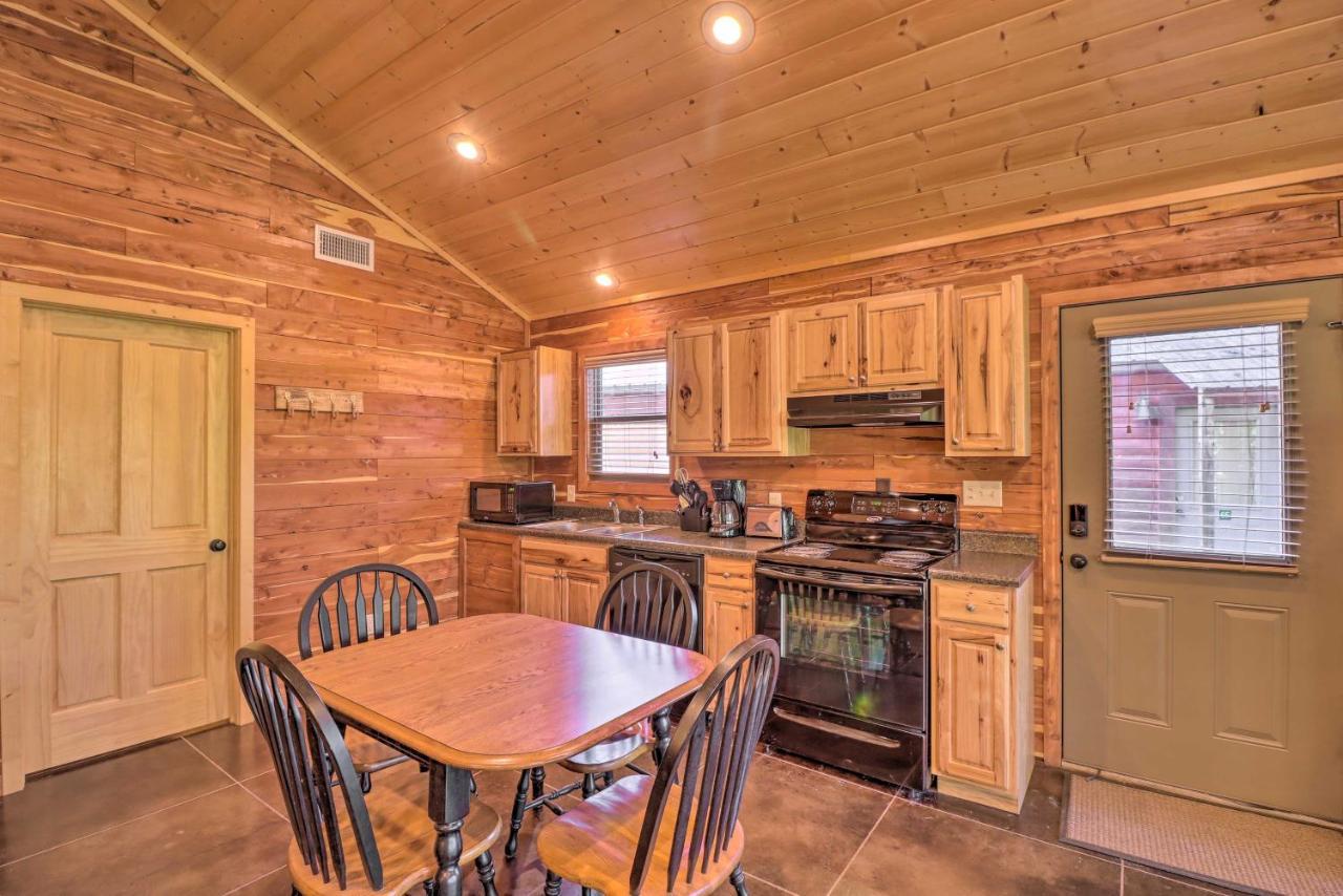 Heber Springs Cabin With Deck And River Views! Экстерьер фото