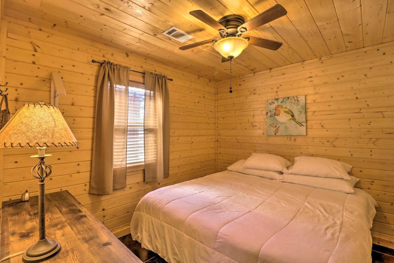 Heber Springs Cabin With Deck And River Views! Экстерьер фото