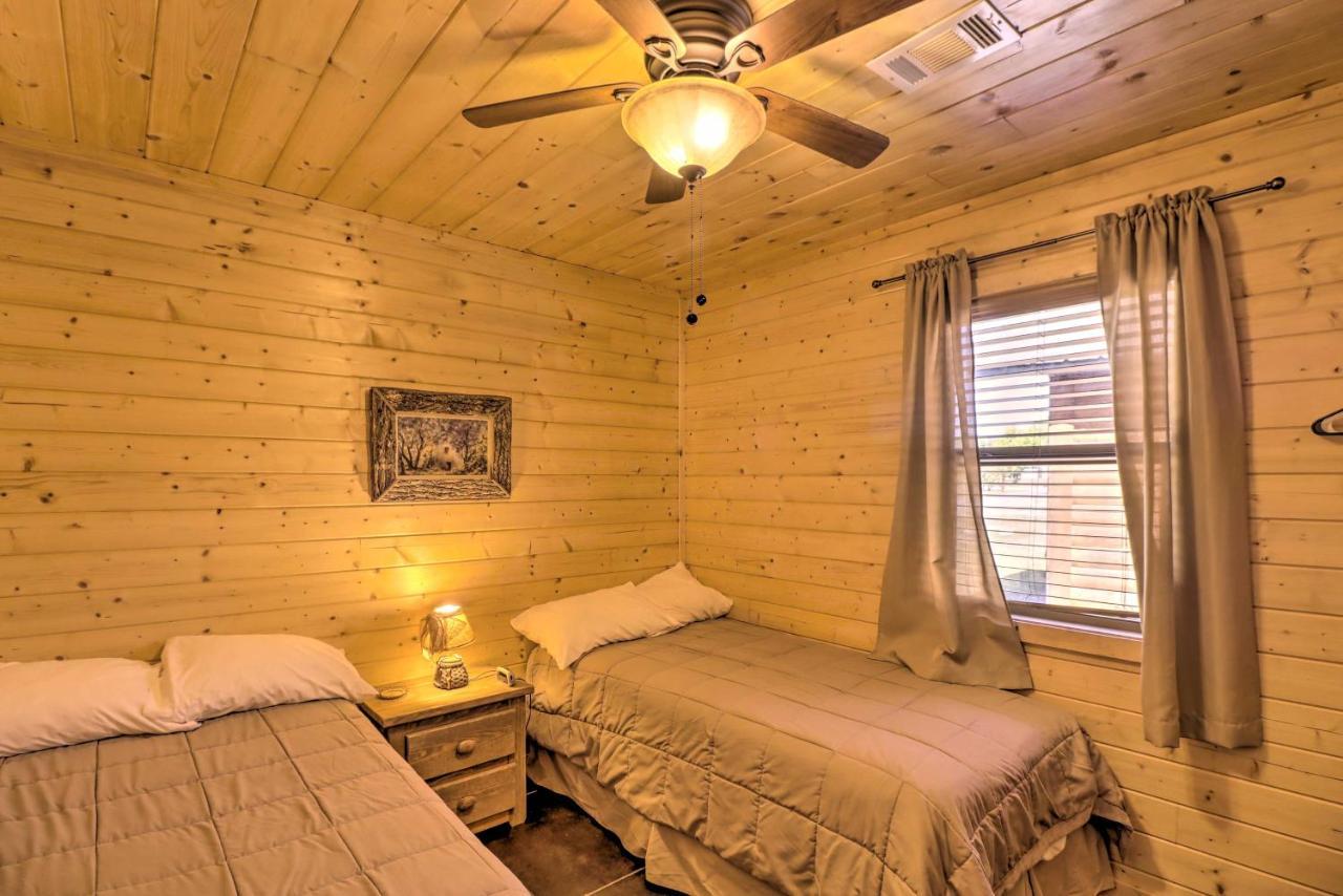 Heber Springs Cabin With Deck And River Views! Экстерьер фото